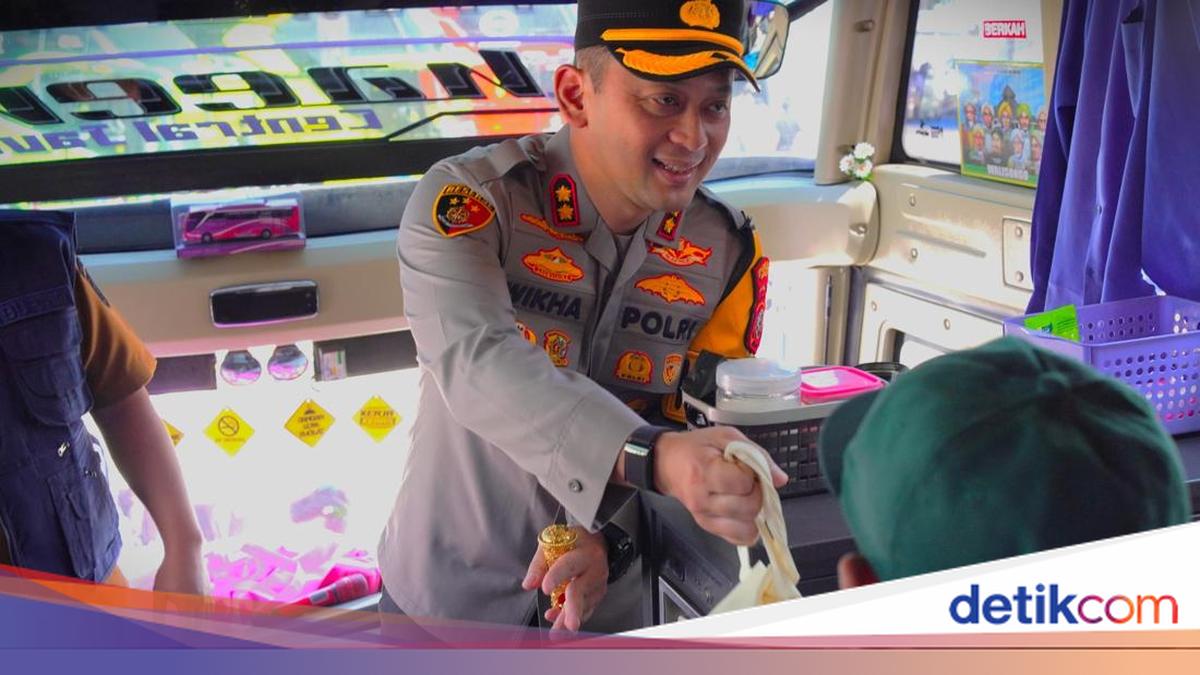 Ensuring Safety of Free Homecoming Participants in Bogor, Bus Drivers Undergo Urine Tests