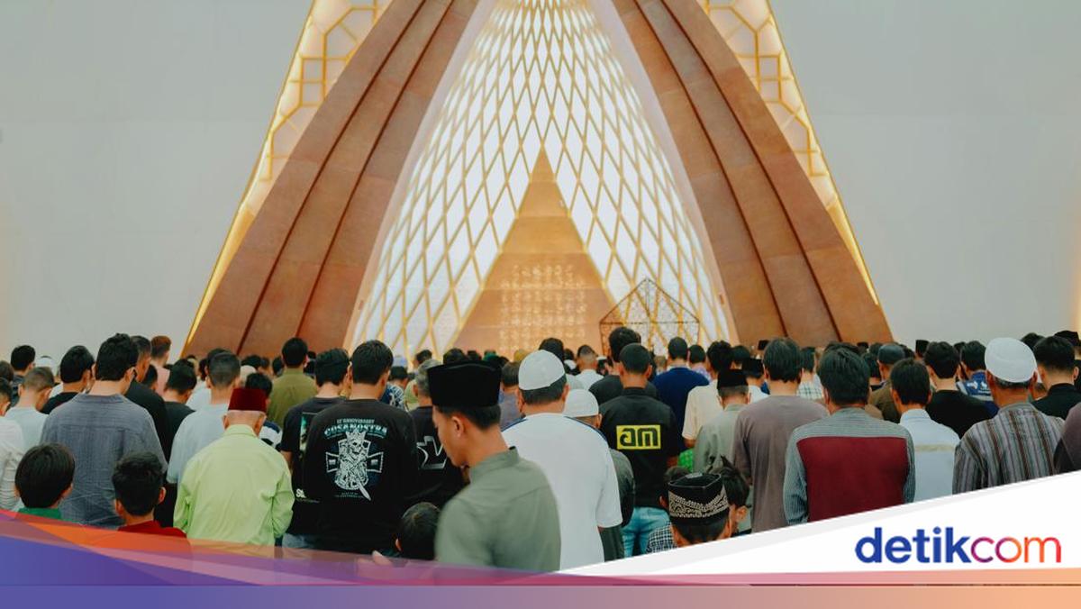 Nurturing Indonesia with the Spirit of Fitrah