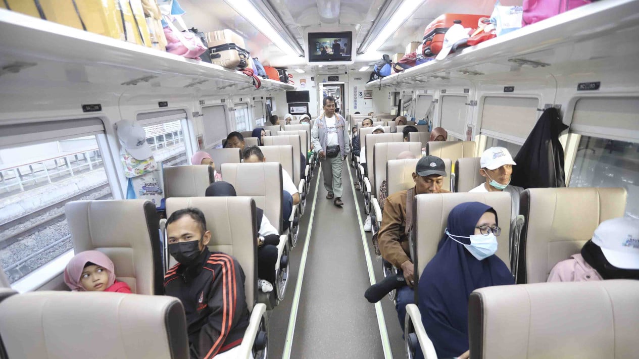 Ministry of Transportation Records Significant Surge in 2026 Eid Exodus: 6.2 Million People Already Using Public Transport