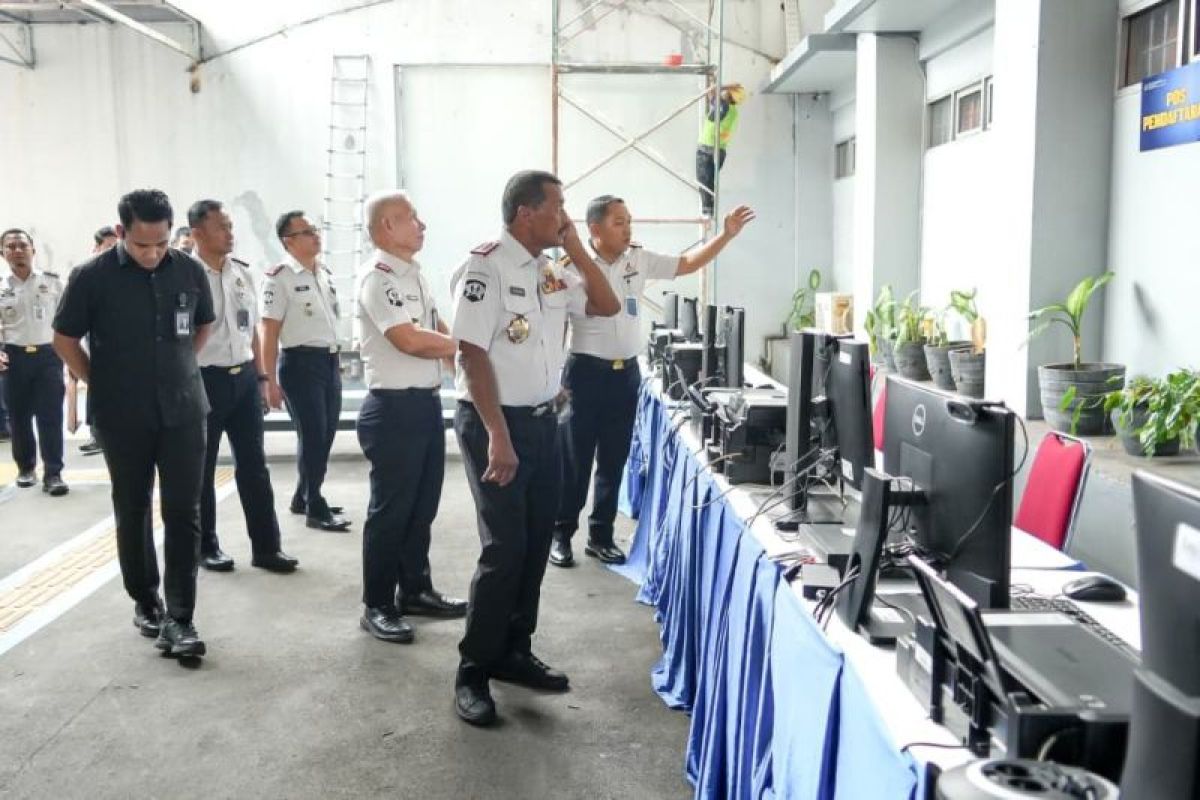 Director General of Corrections Ensures Readiness of Prisons and Detention Centres Ahead of Holidays