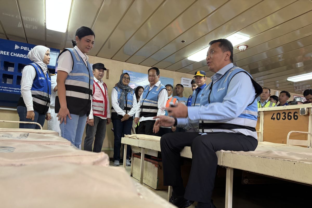 Number of Pelni Passengers Reaches 28,000 During Peak Mudik Flow