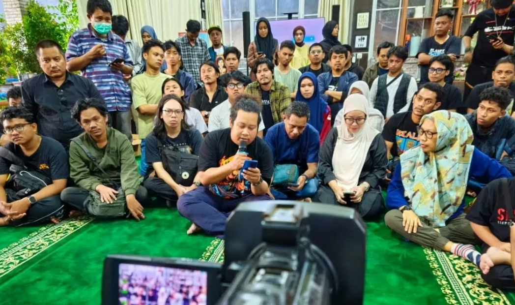 TNI Urges Patience as It Probes Alleged Orders and Motives Behind Activist Attack