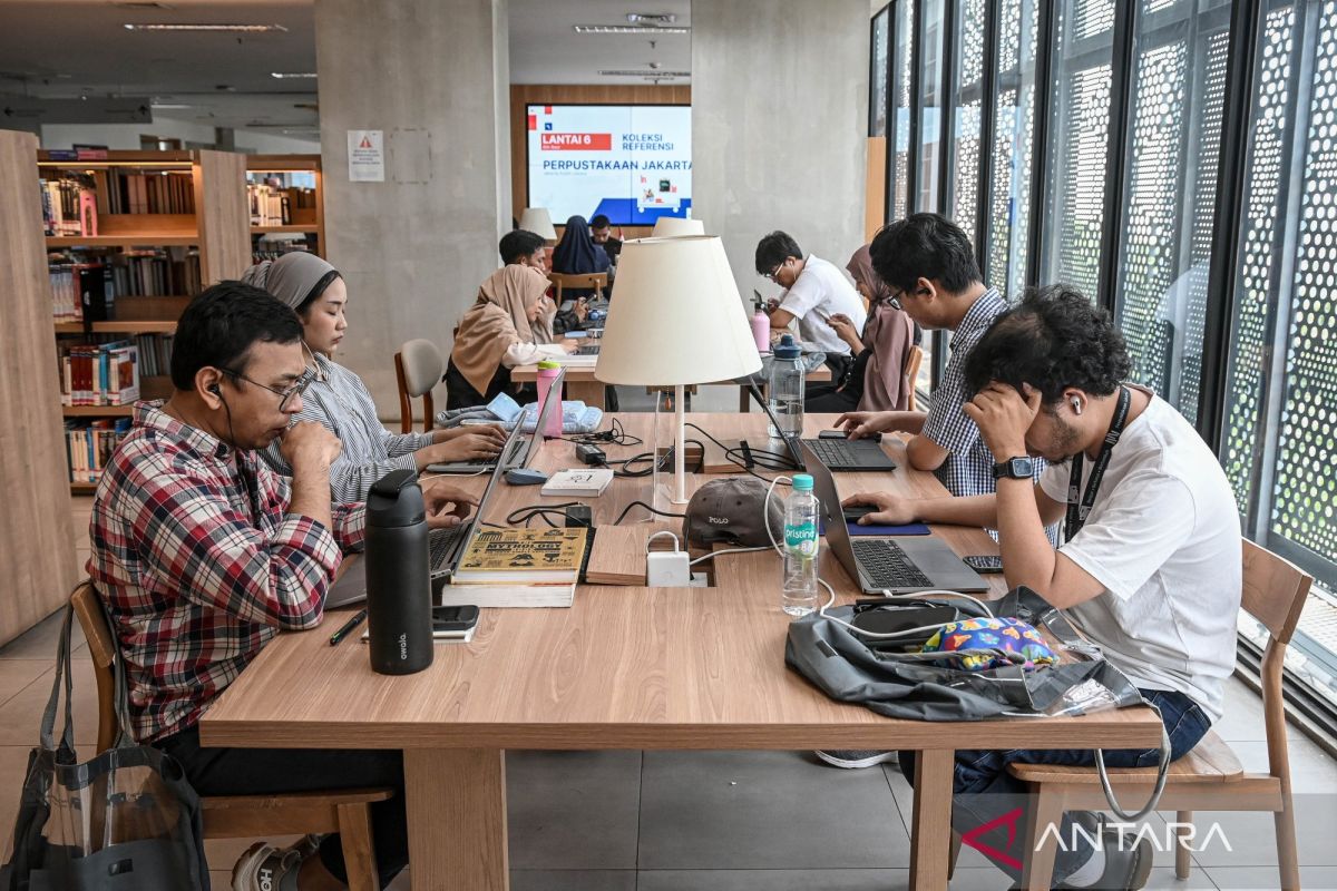 Work-from-home for the public sector, work productivity, and energy savings