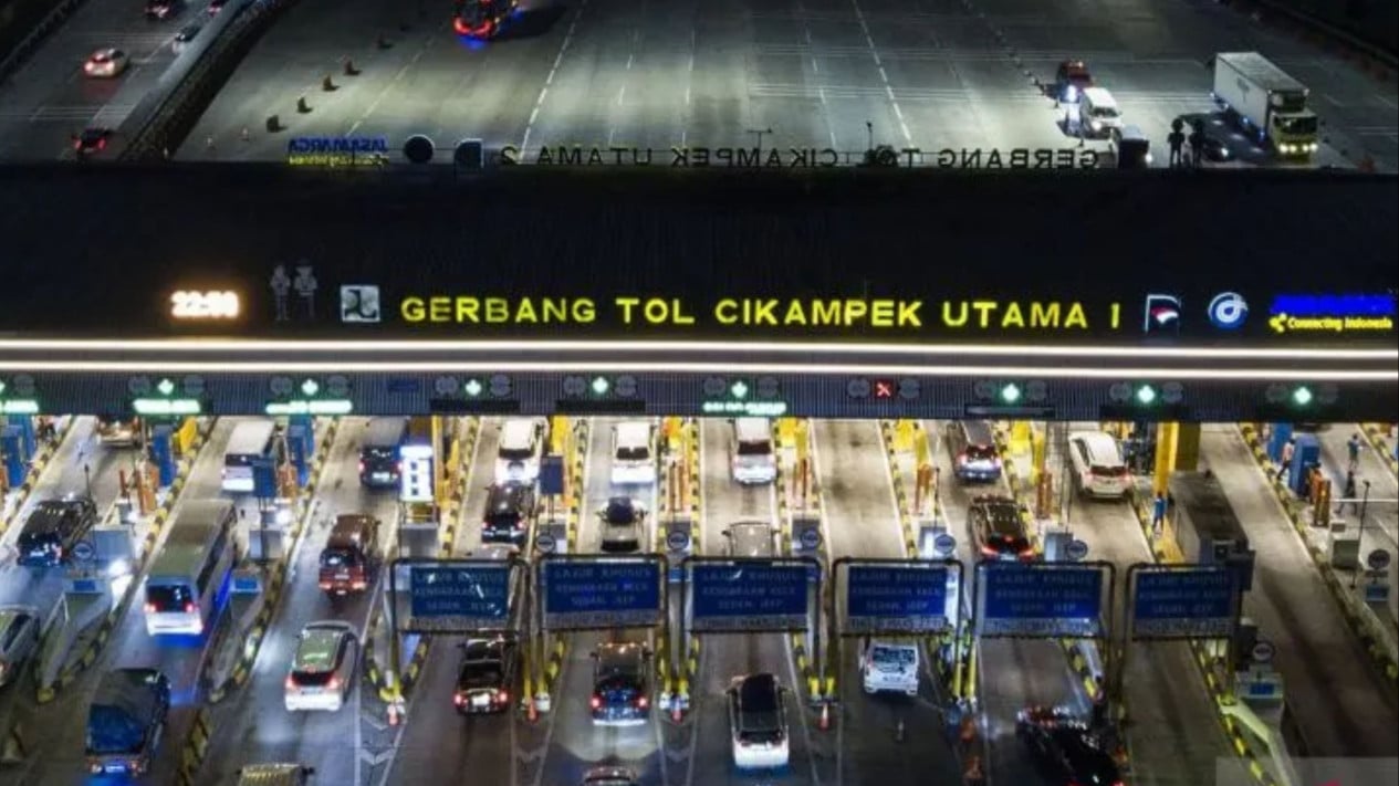 Peak Eid Exodus 2026: Jasa Marga Opens 22 Lanes at Cikampek Main Toll Gate to Ease Vehicle Queues