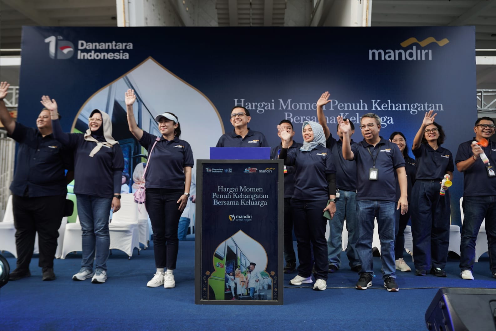 More than 10,000 Commuters Depart via the Free Joint Homecoming Programme