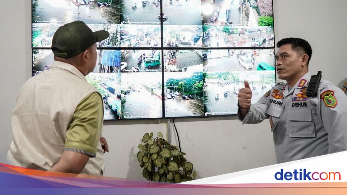 Deputy Speaker of Indonesian DPR Monitors Eid Exodus Traffic at Key Points in West Java, Here are the Results