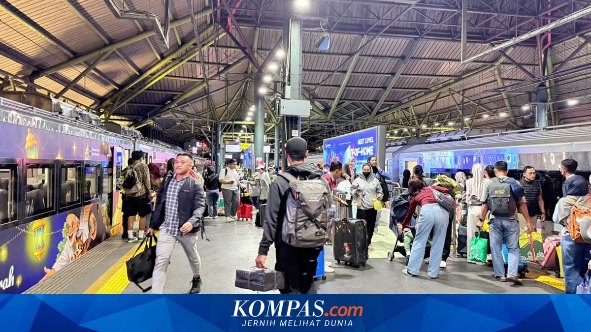 Train Seats for 2026 Eid Exodus Filled Over 100 Percent, How Is That Possible?