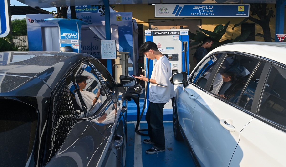 Peaceful Homecoming with Electric Vehicles: PLN Prepares 4,769 SPKLUs and Latest Digital Features
