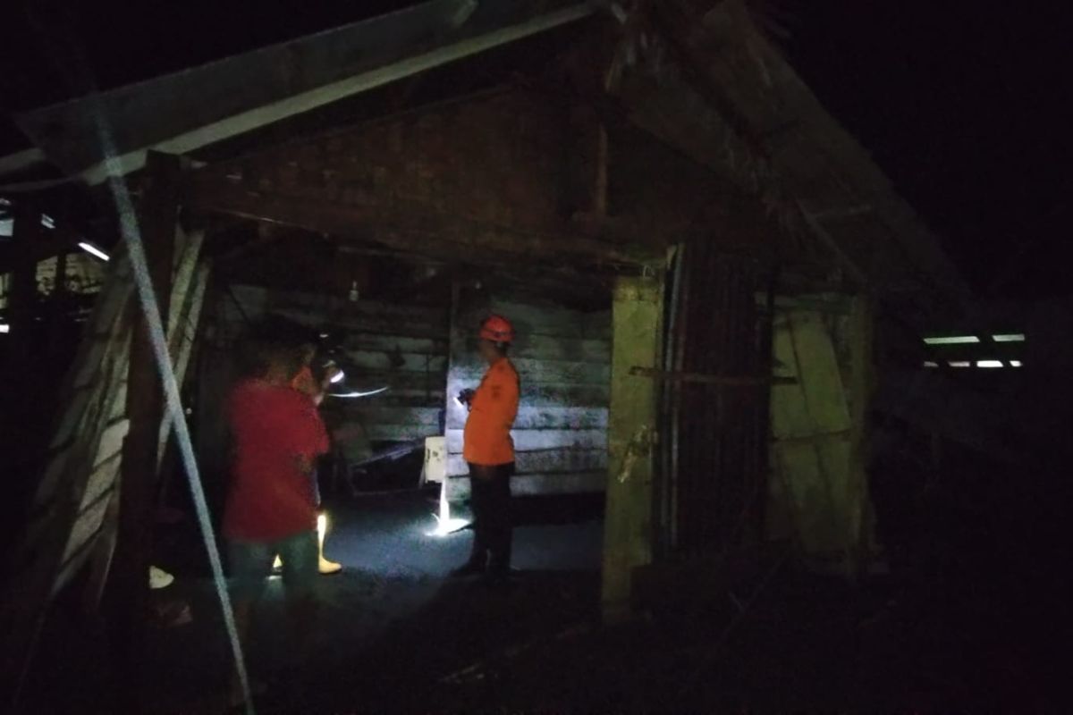 Central Sulawesi BPBD: 116 People Affected by Coastal Abrasion in Bualemo, Banggai