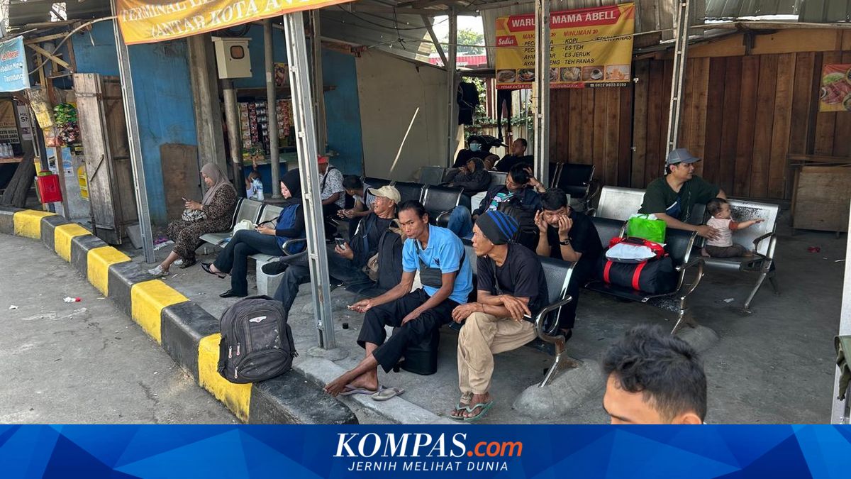 Lebak Bulus Terminal Quiet Two Days Before Eid
