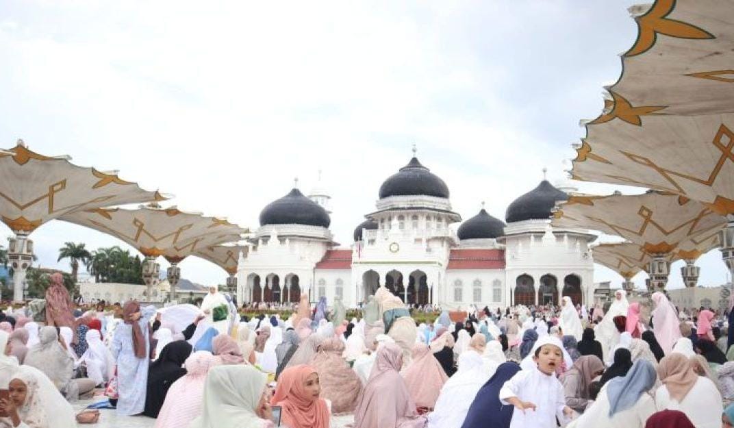 Muhammadiyah Chairman: Eid al-Fitr as a Momentum for Sharing and Building Brotherhood