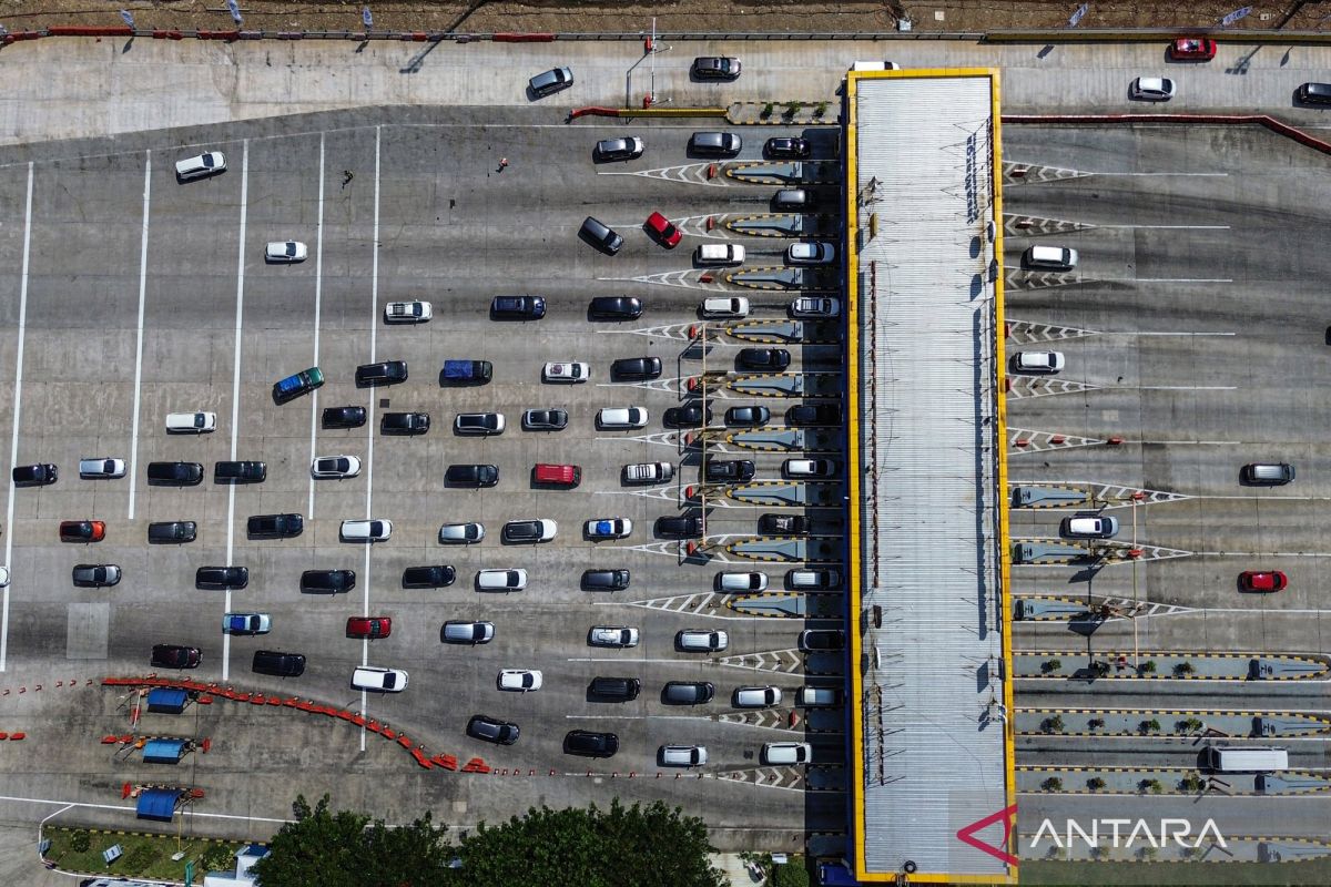 Analyst praises Polri's success in securing Eid al-Fitr 2026 homecoming traffic