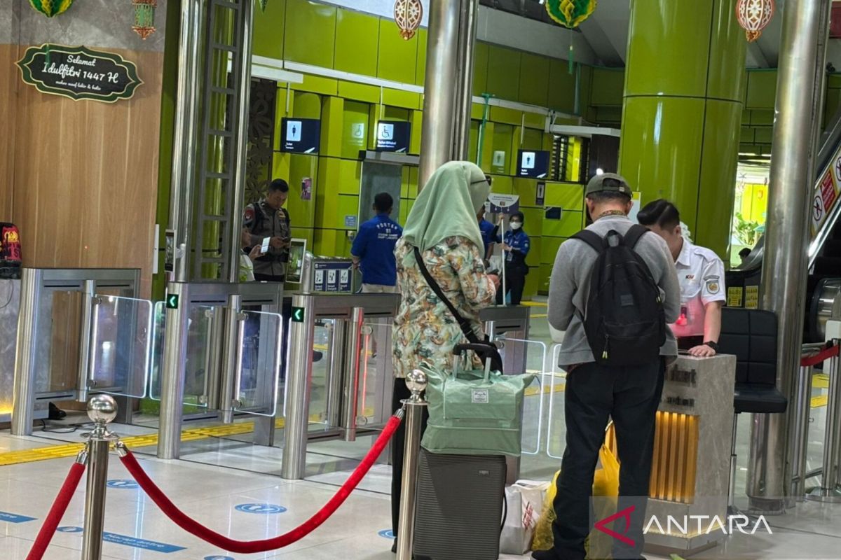 Behind the Economic versus Executive Choice for Eid Homecoming