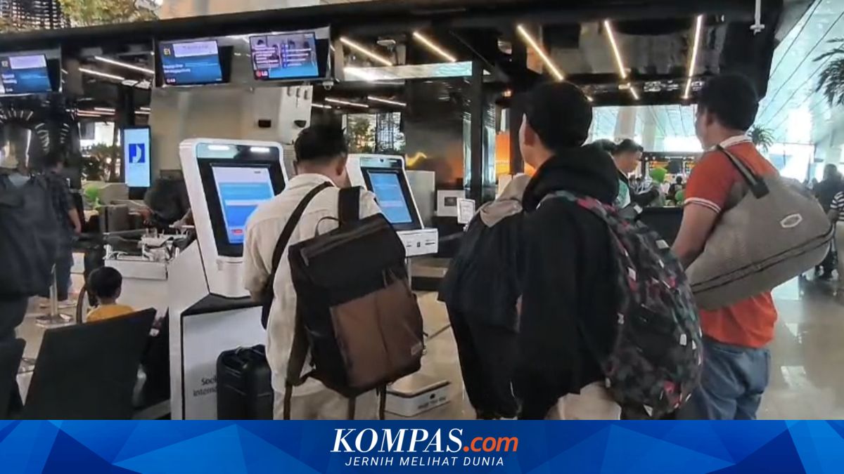 High Airfare Prices Prompt Travellers to Choose Buses for Eid Return Journeys