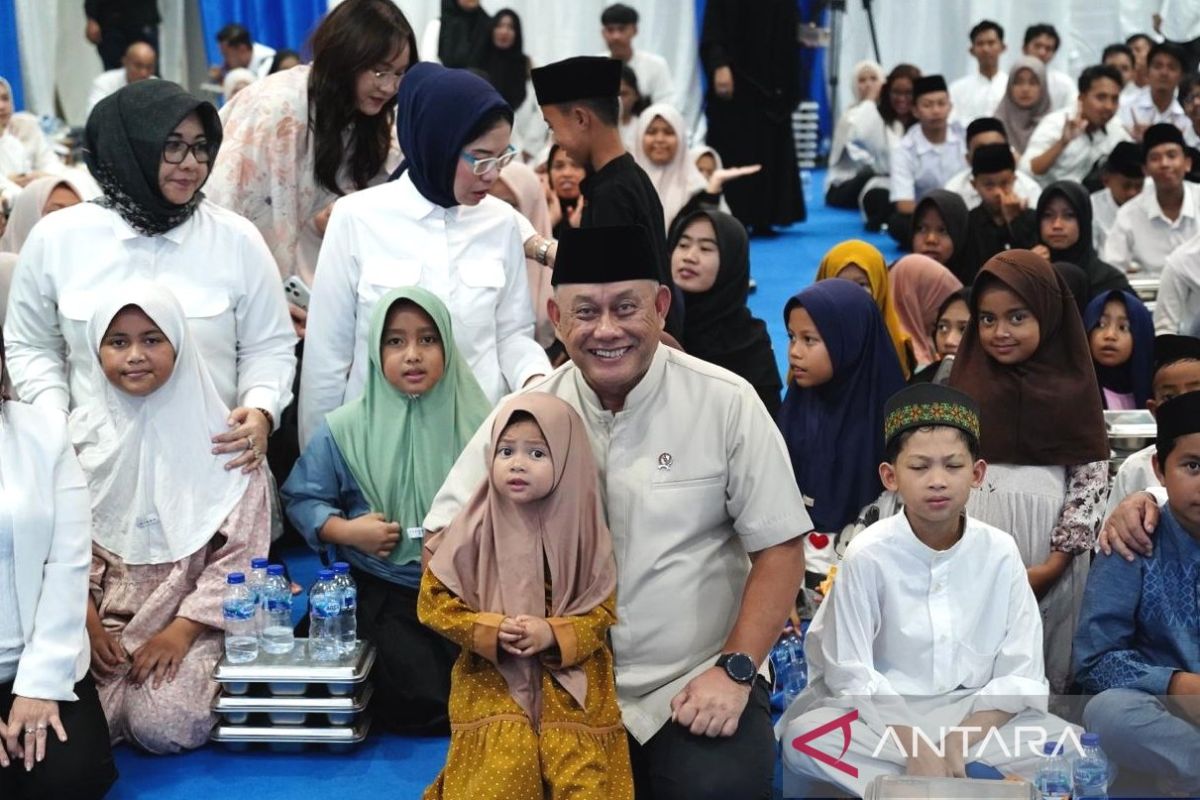 Indonesia pushes innovative menus for free meal programme