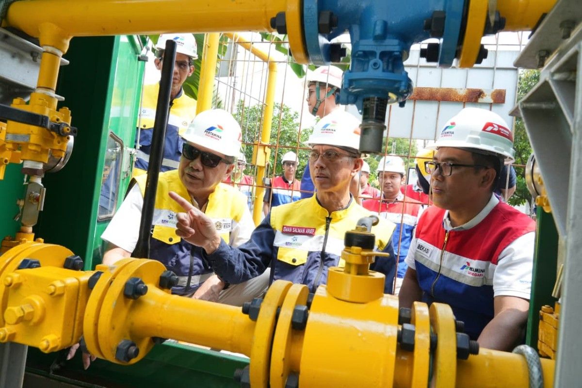 BPH Migas Inspects Fuel and Household Gas Stocks in Bekasi-Karawang