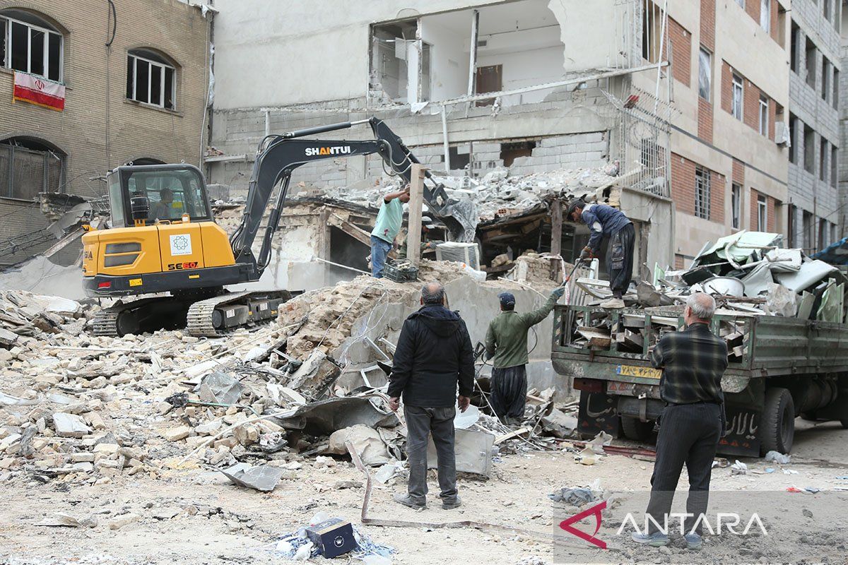 Omani Foreign Minister Urges US Allies to Halt Iran Conflict