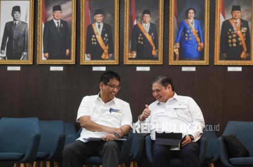 President Calls Airlangga and Purbaya to Discuss Budget Efficiency