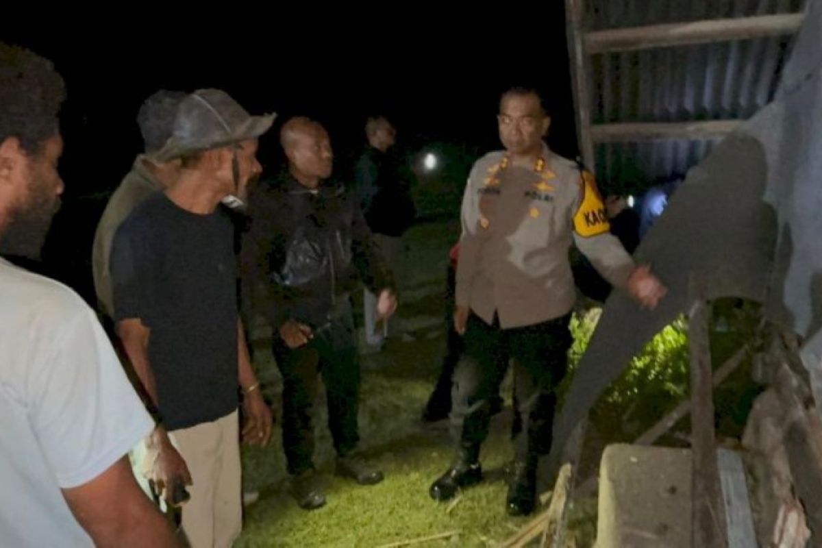 School building in South Central Timor collapses, one dead