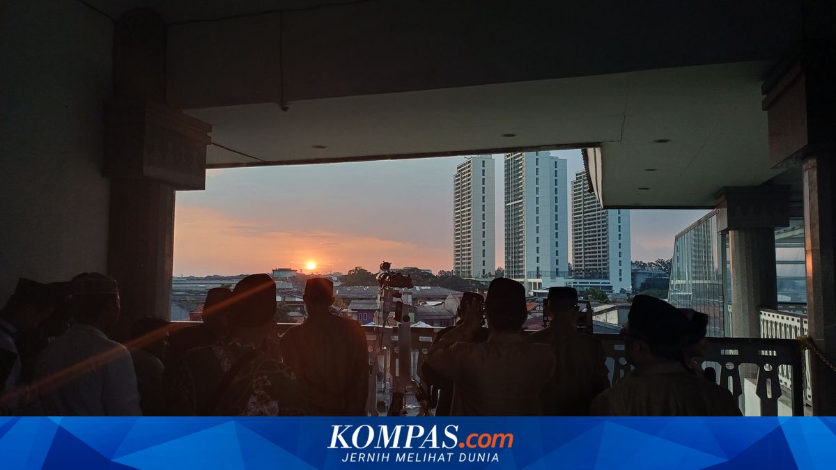 Crescent Moon Not Visible at KH Hasyim Asy’ari Mosque in West Jakarta