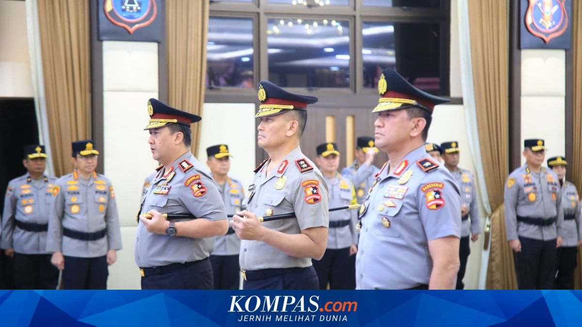 47 Senior Police Officers Promoted, Achmad Kartiko Attains Three-Star Rank