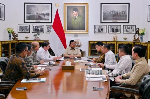 Meeting at the Palace, Airlangga: Anticipating 3 Percent Deficit and Energy Price Rises