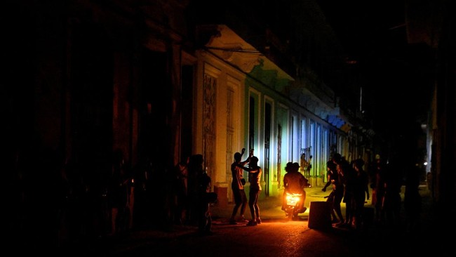 Cuba's Economy in Freefall: Trump's Pressure Causes Currency Reserves to Plummet and Fuel Shortages