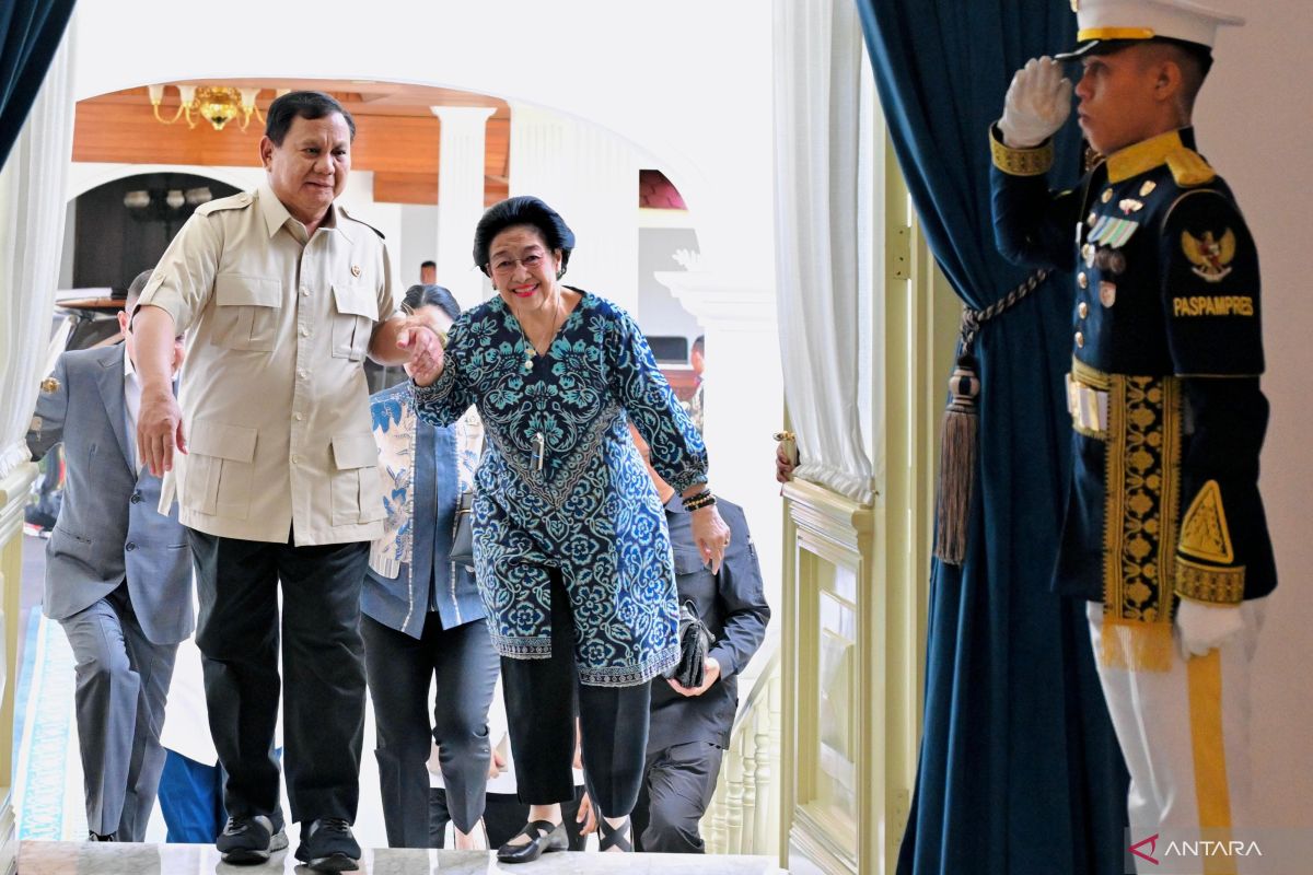 Prabowo-Megawati Meeting Sends Positive Signal for the Government