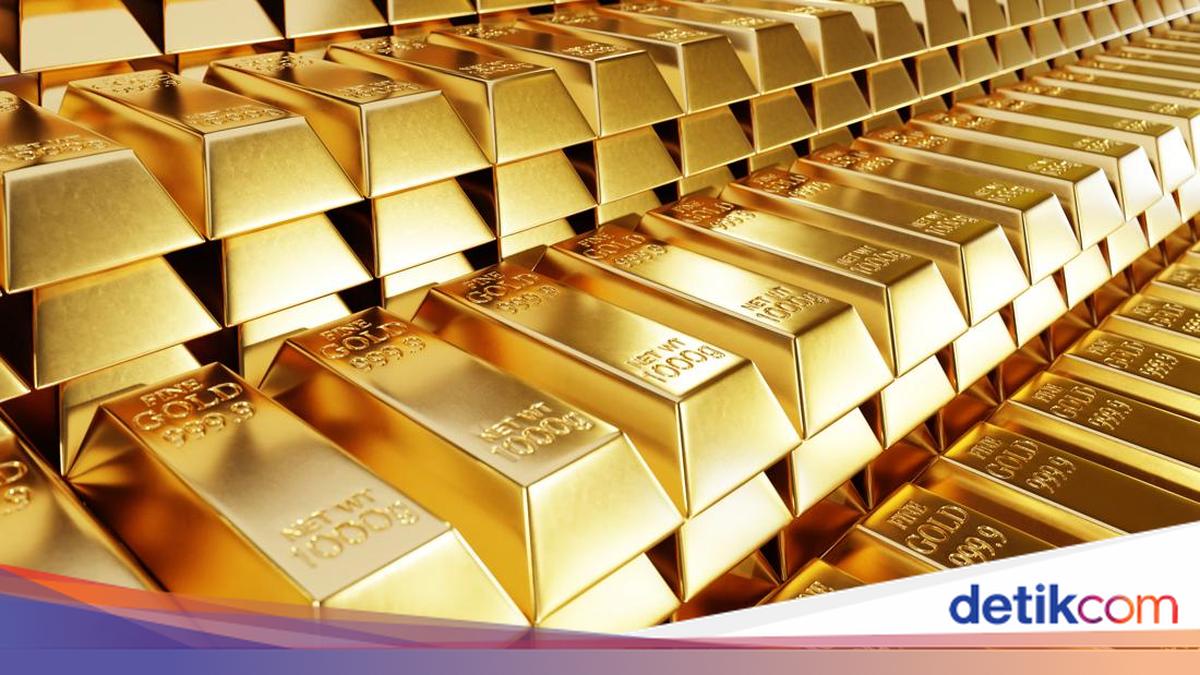 Trend of Selling Jewellery and Bullion Gold in Jakarta Increases Ahead of Eid