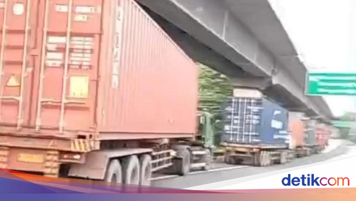 Viral Video of Three-Axle Truck Escorted by TNI Members Chased Off by Police on Japek Toll Road: Polda Jabar's Statement