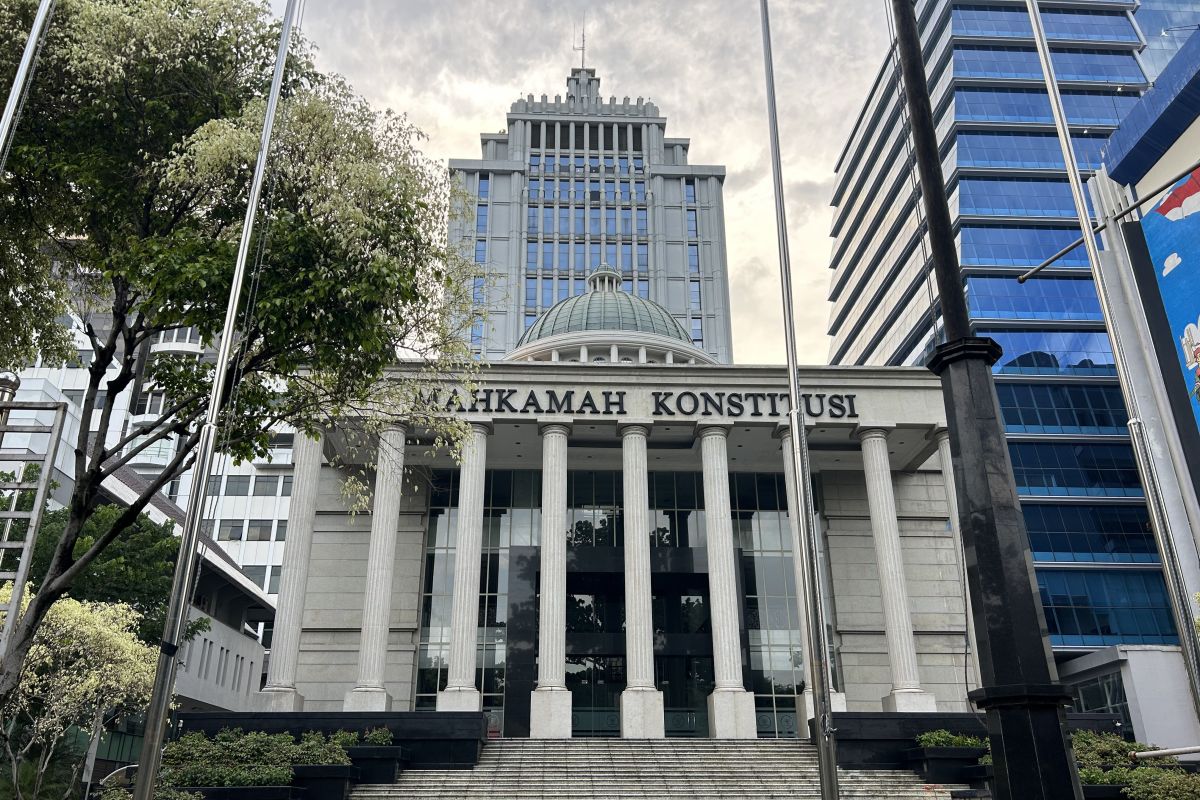 Constitutional Court Ruling and the Effectiveness of Enforcing Corruption Offences