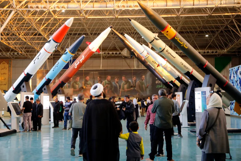 US Softens Stance, Iran Nuclear Talks Can Proceed Without Discussing Ballistic Missiles