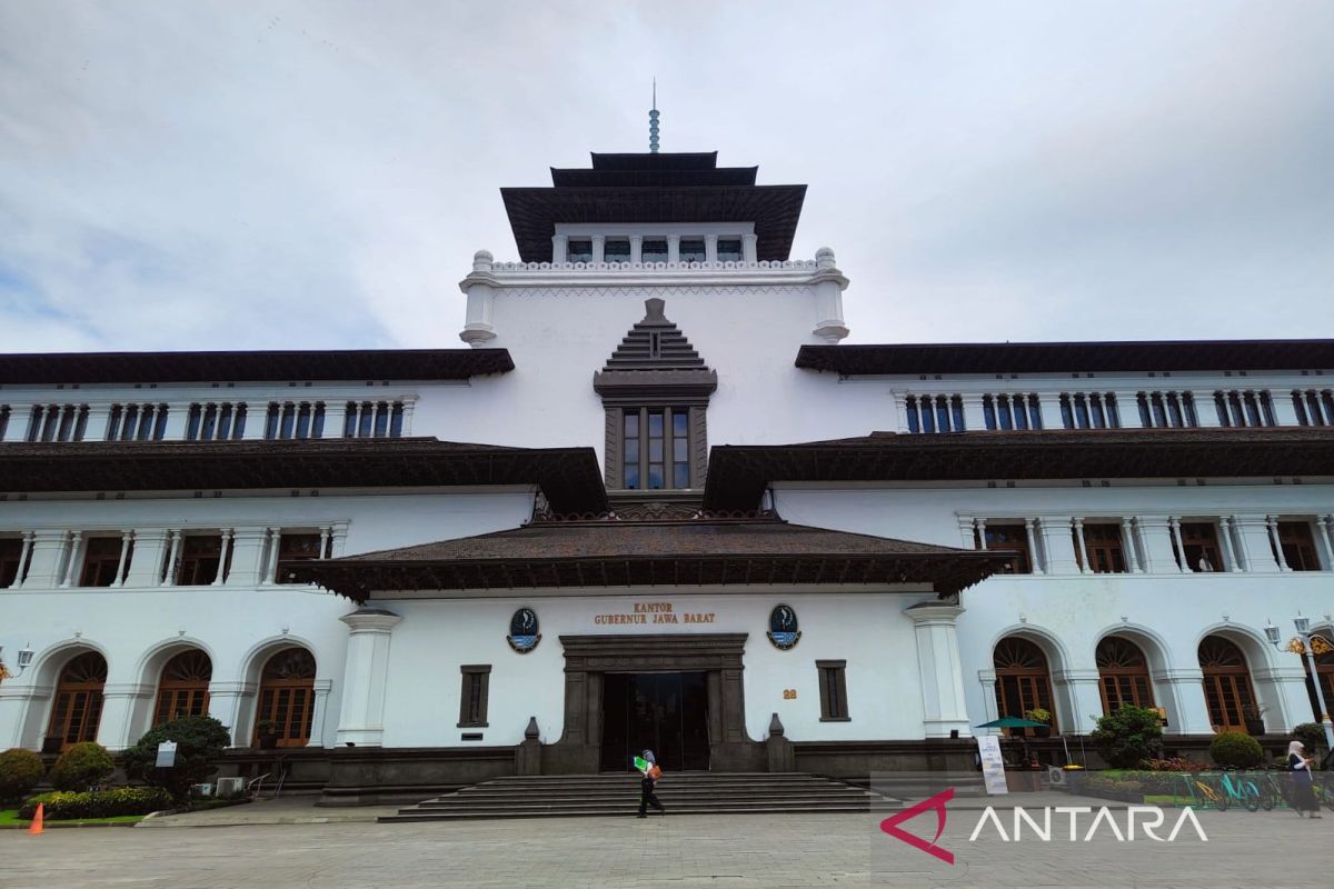 West Java offers 10 per cent discount for vehicle tax payments