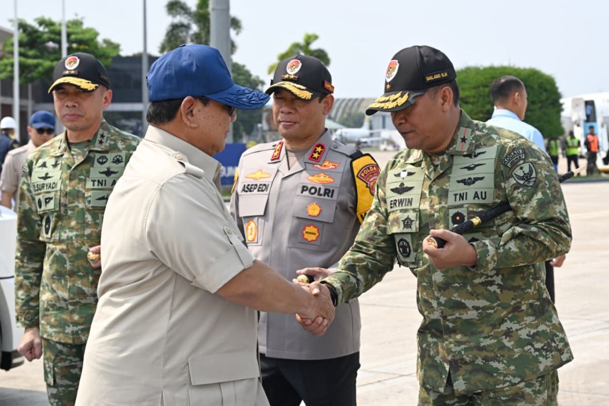 President Prabowo arrives in North Sumatra for takbiran night with residents