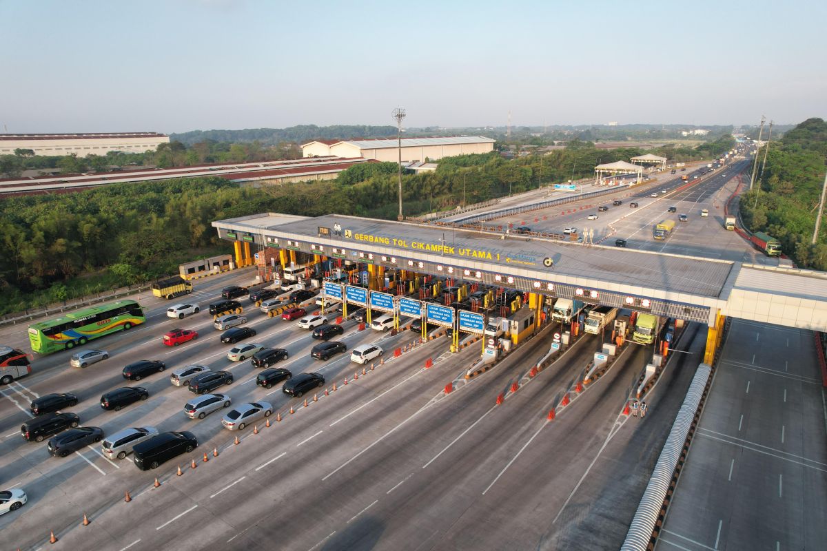 Jasamarga normalises toll gate operations after one-way scheme concludes