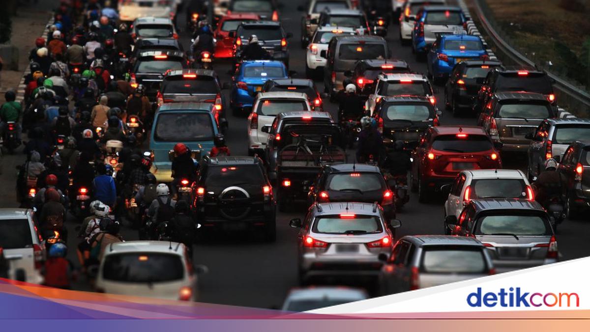 Travellers Advised to Avoid Peak Return Flow of Eid al-Fitr Exodus on 24 March