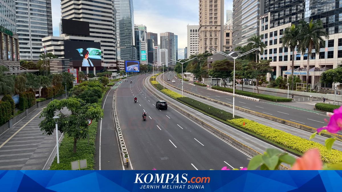 Jakarta Quieter Ahead of Eid, But Online Taxi Drivers Flooded with Orders