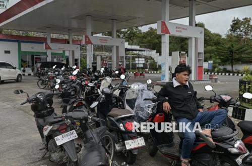 Fuel Prices Soar in Singapore and Malaysia, Remain Stable in Indonesia