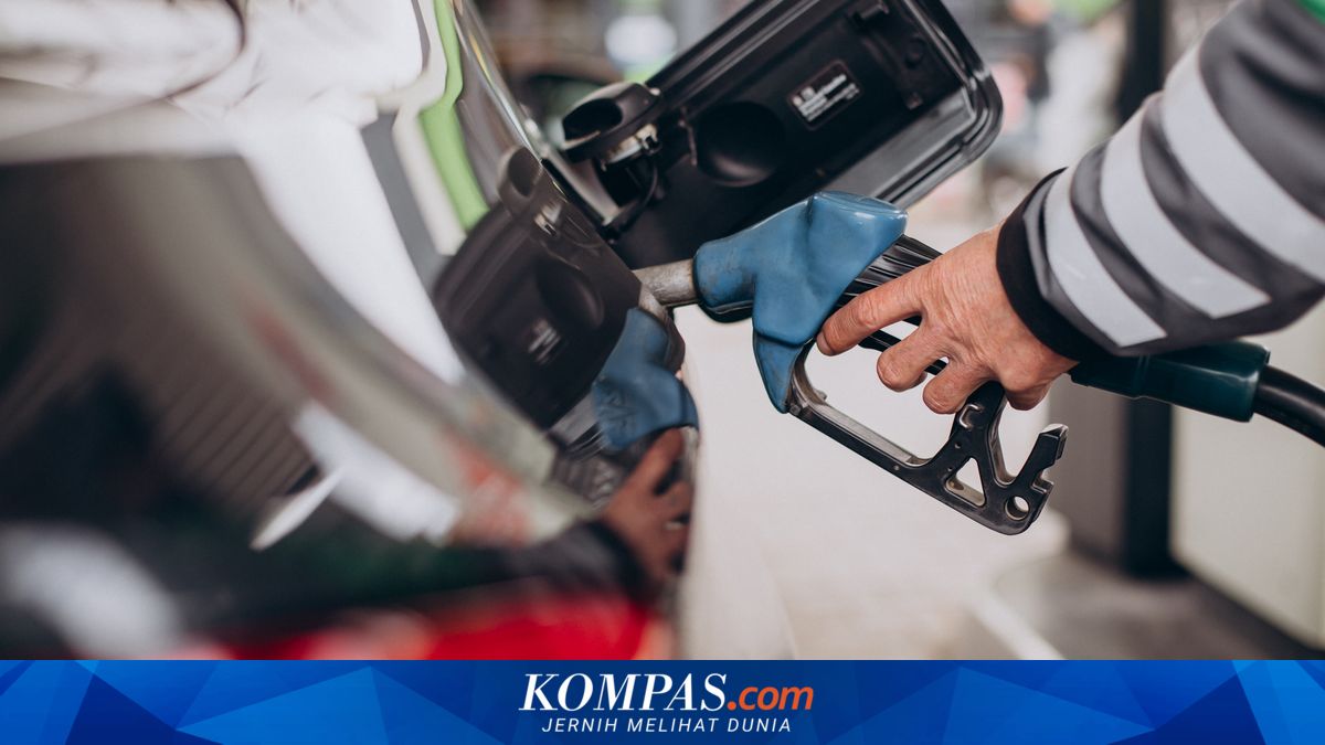 US Petrol Prices Surge Sharply, Highest Since 2022