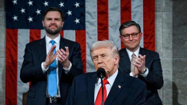 Trump Calls NATO Cowards, US Sends New Troops to Iran War Zone