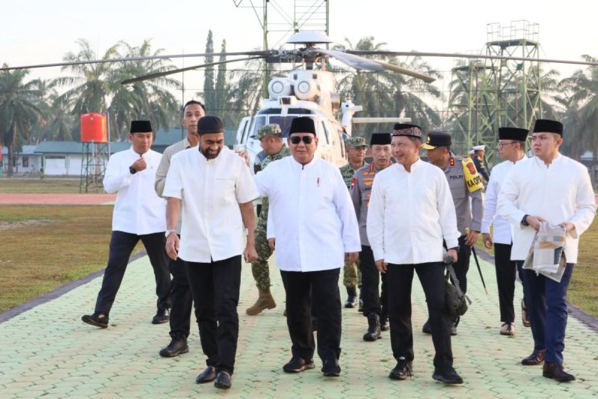 Home Affairs Minister Accompanies President in Celebrating Eid al-Fitr in Aceh Tamiang