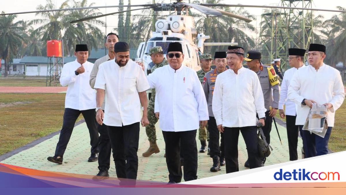Tito Accompanies Prabowo in Celebrating Eid al-Fitr in Aceh Tamiang