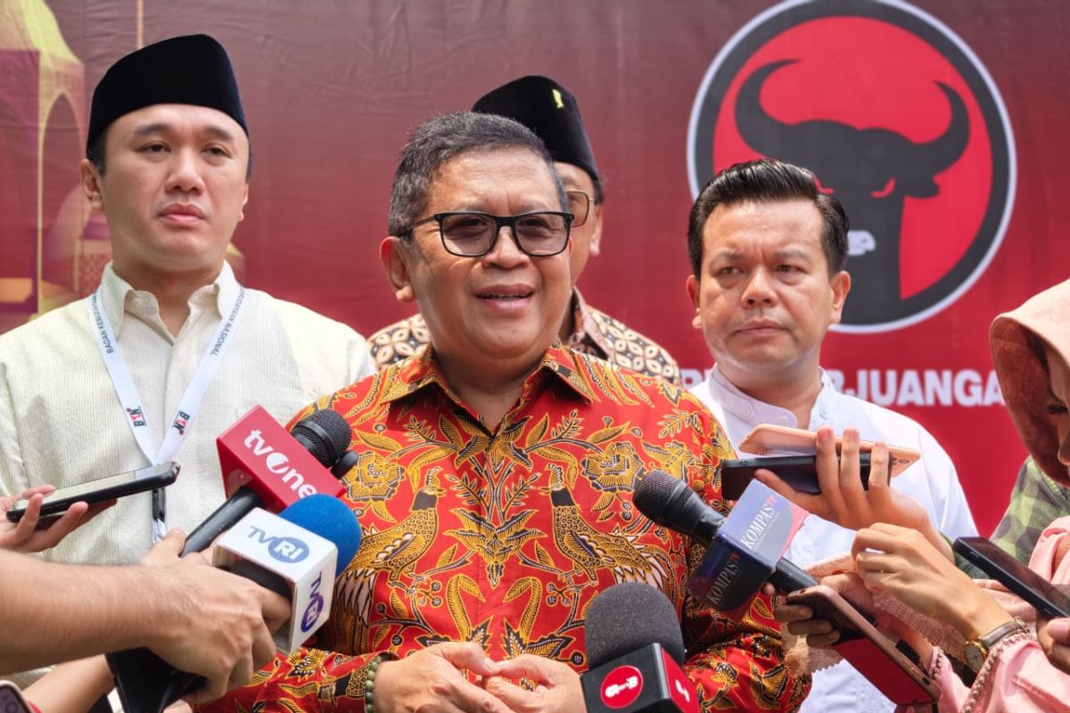 Hasto: Megawati-Prabowo Meeting Feels Like Old Friends Reuniting