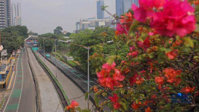 Strange Sight in Jakarta: Sudirman to Thamrin Streets Completely Empty