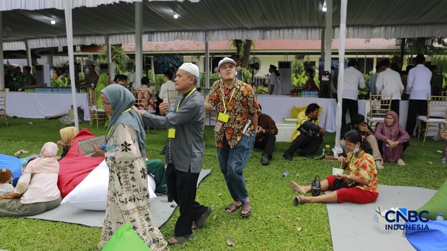 Prabowo's Open House Exclusively for Citizens - Officials Not Required to Attend, Here's Why