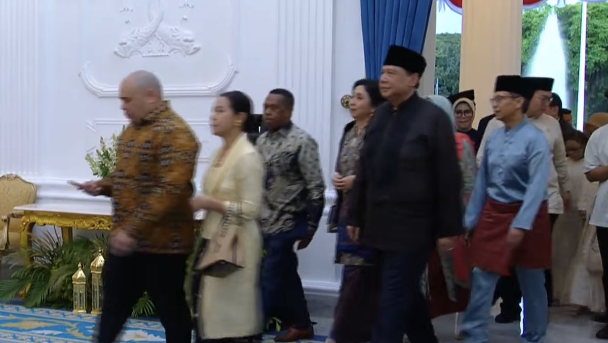 CT and Anita Tanjung Attend Prabowo's Open House at the Palace
