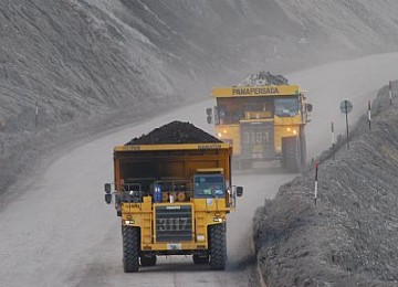 Geopolitical Tensions Heat Up, Coal Remains a Global Energy Staple