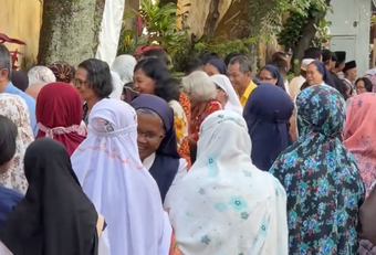 Lebaran Belongs to All: Heartwarming Story of Ursuline Monks and Nuns in Malang City