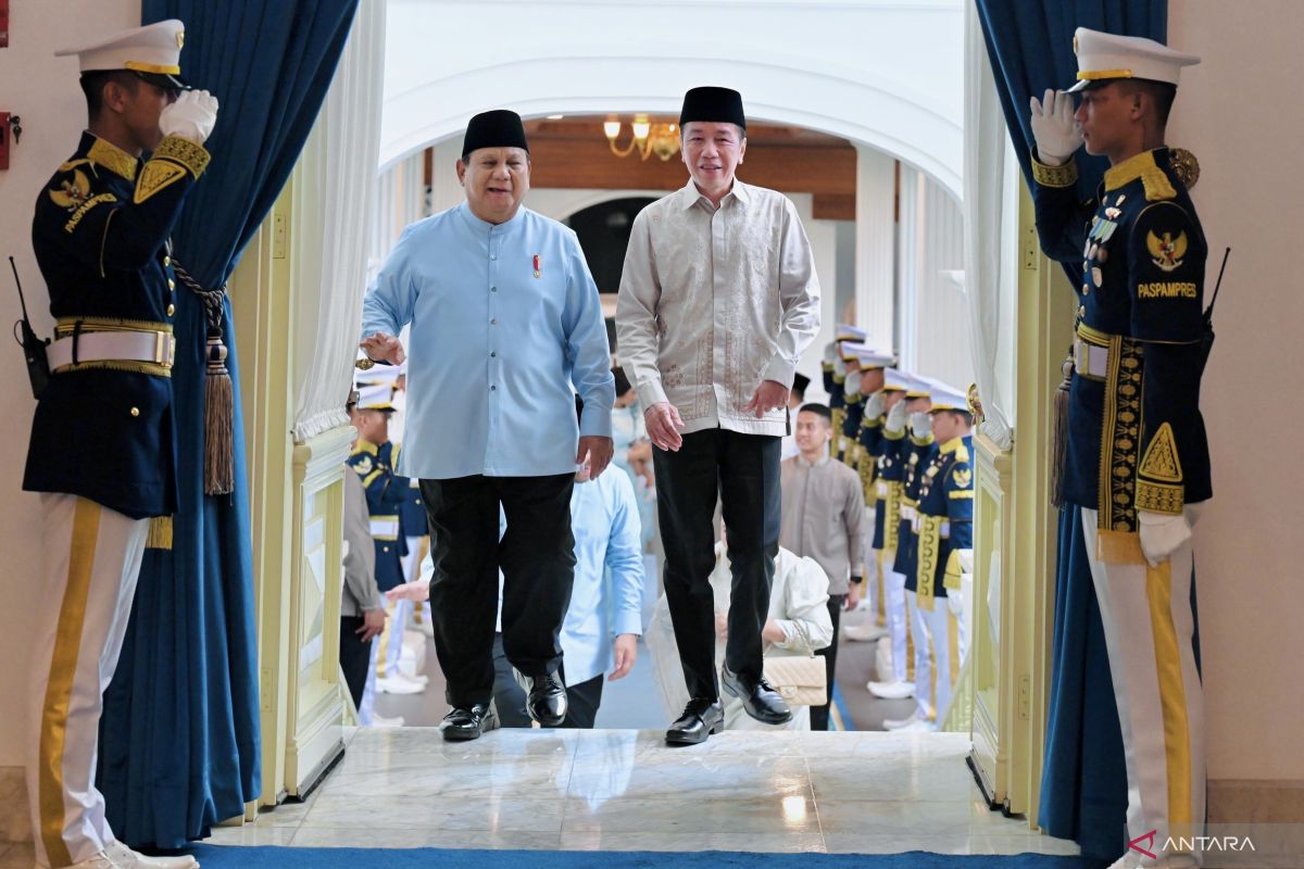 Eid al-Fitr: Prabowo holds halalbihalal with Jokowi at the Palace