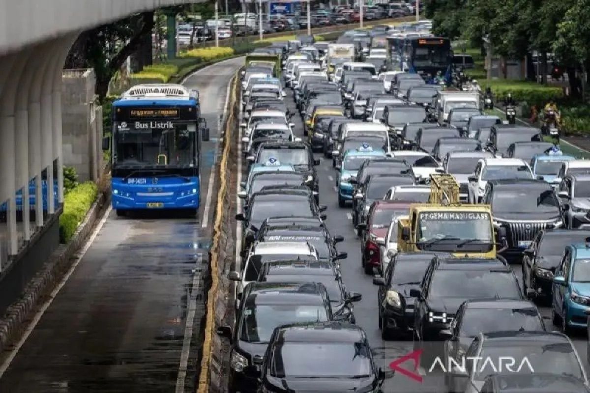Transjakarta Routes Extended to 23:59 for Lebaran Return Flow